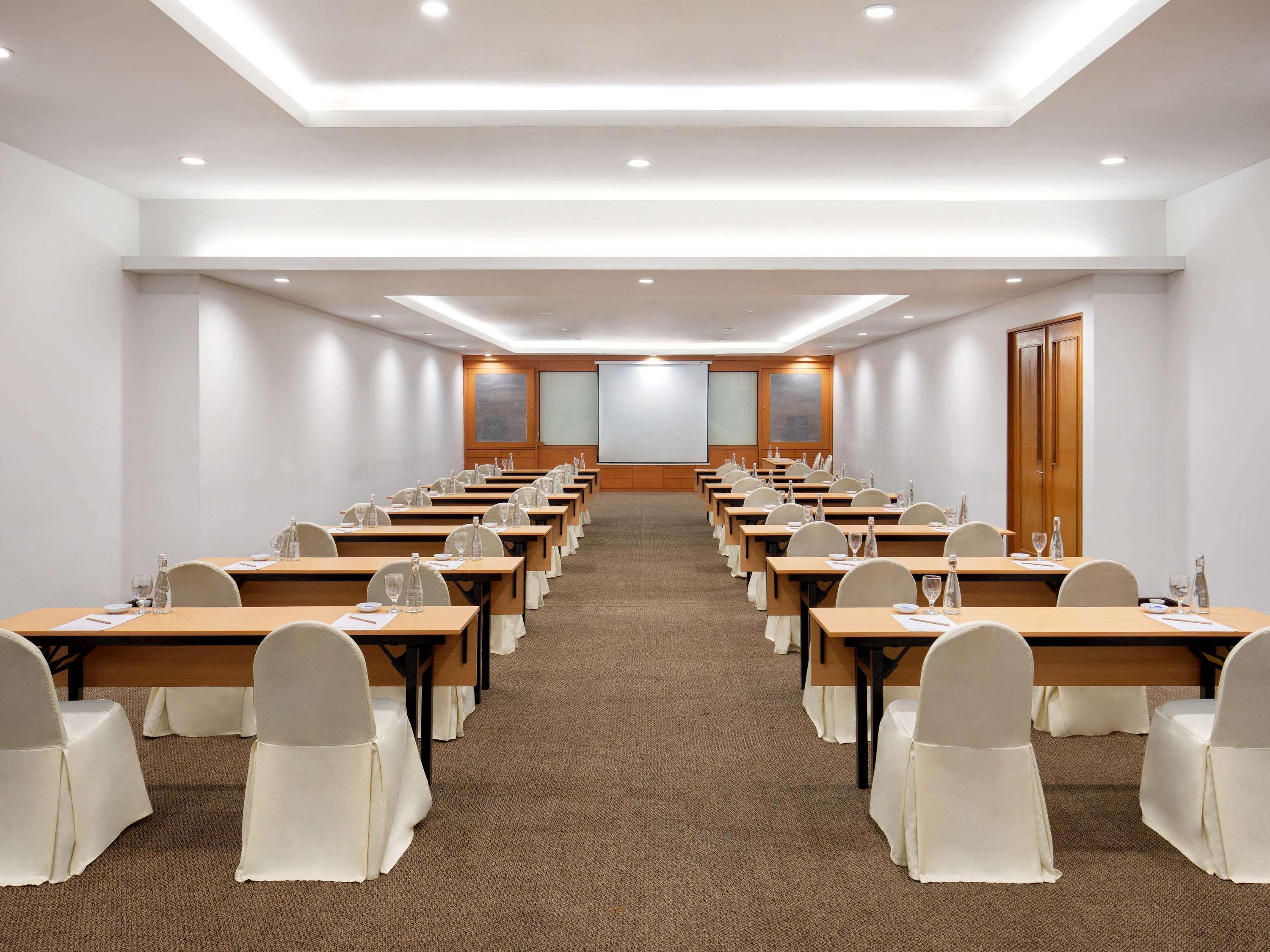 Novotel Palembang Exterior foto