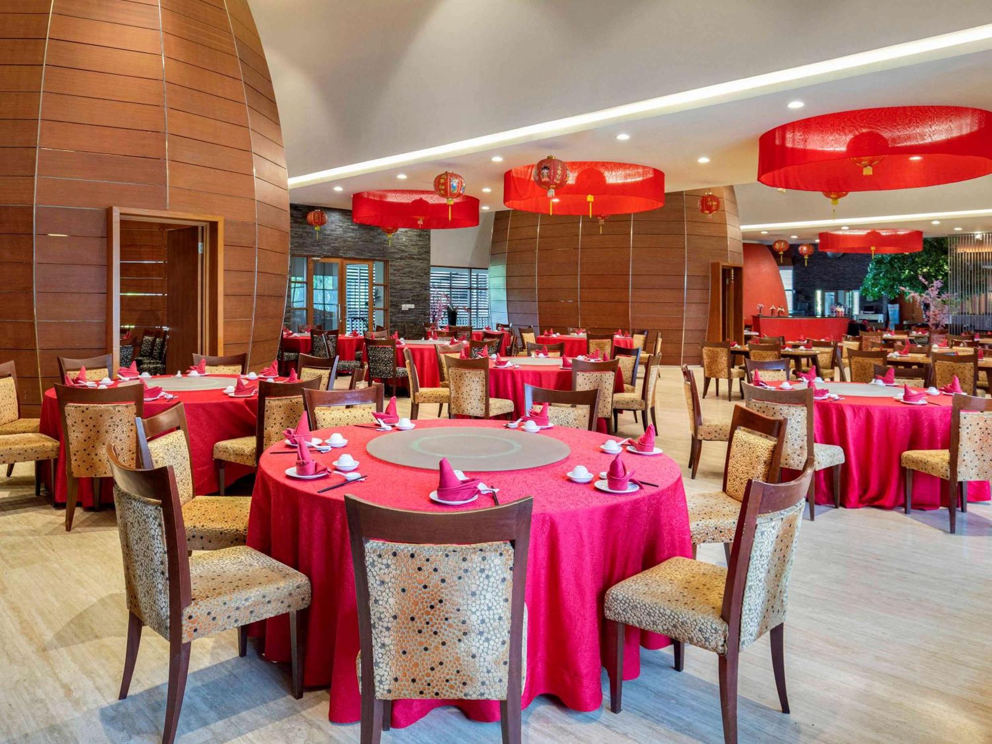 Novotel Palembang Exterior foto